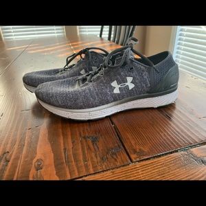 Mens Under Armour Tennis Shoes Size 8